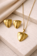 Golden Edge Pendant Set